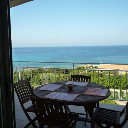 Appartement Pied Dans L Eau Et Vue Mer Magnifique Sartène Kültér fotó